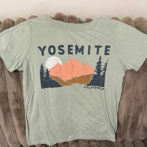 Yosemite Graphic Tee - Sage Green with Coral Mountain